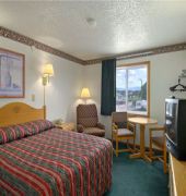Super 8 Sheridan 4/24