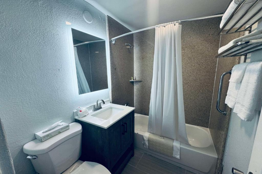 SureStay by Best Western Fresno Central 15/54