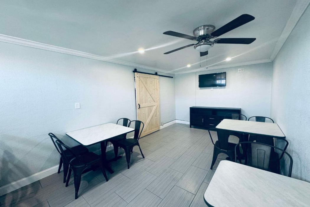 SureStay by Best Western Fresno Central 28/54