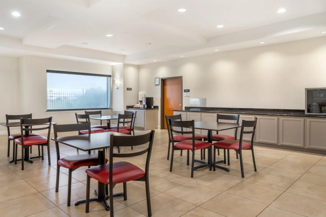 Red Roof Inn La Porte 15/28