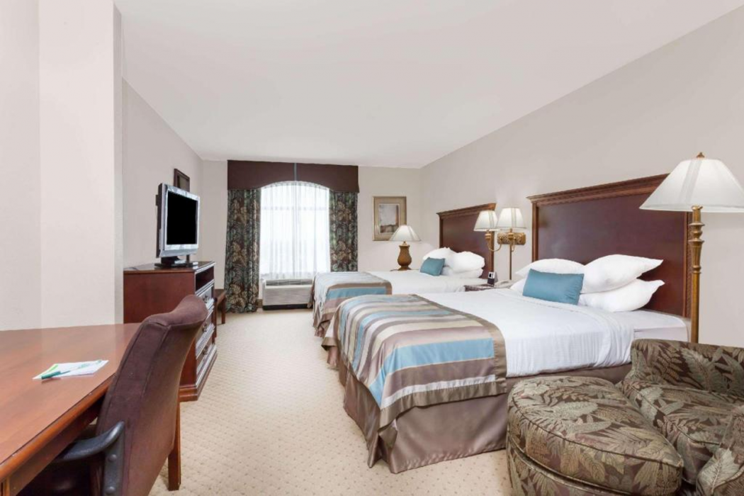 Wingate by Wyndham Columbia / Lexington 5/18