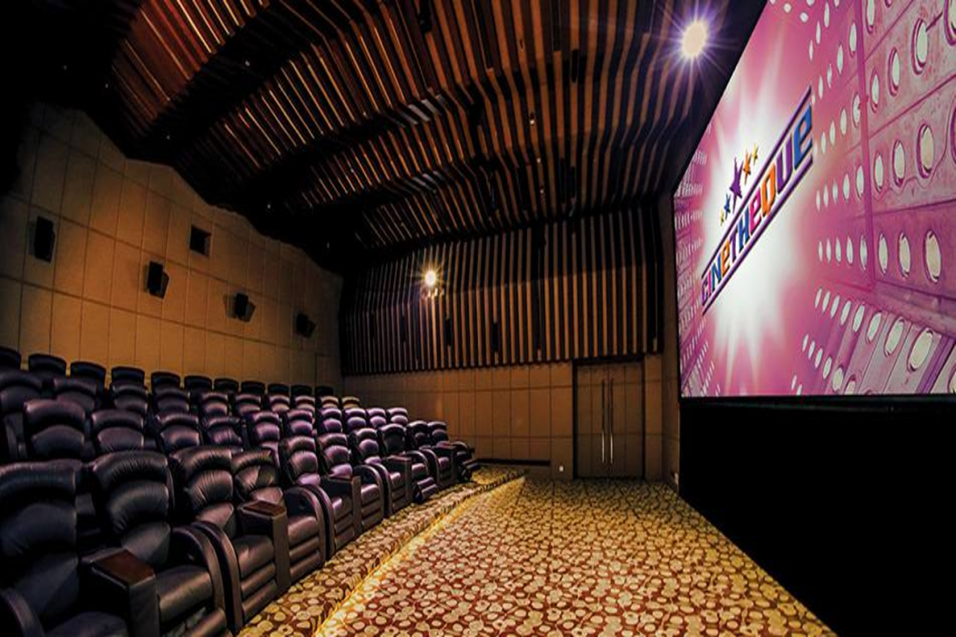 Sahara Star Mumbai 7/10