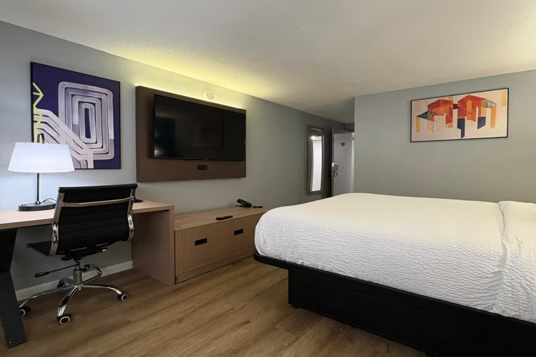 Baymont by Wyndham Mankato 8/13