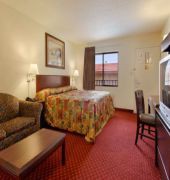Super 8 by Wyndham Jacksonville Orange Park 9/15