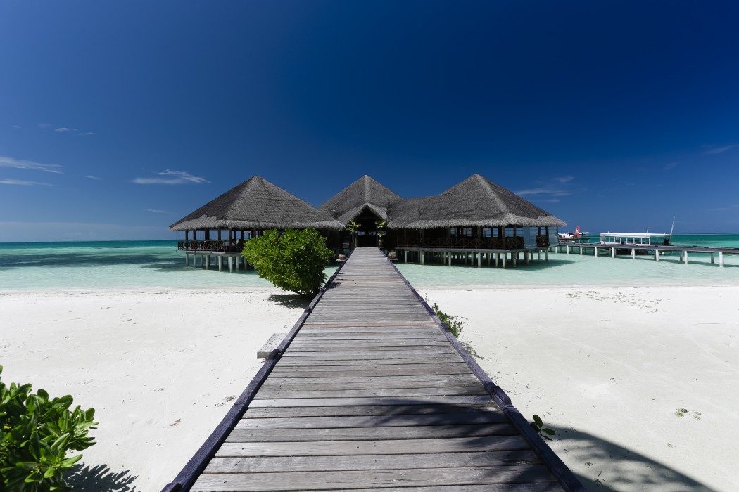 Medhufushi Island Resort 7/96