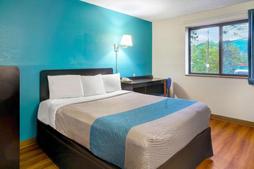 Motel6 Montoursville, PA - Williamsport 16/36