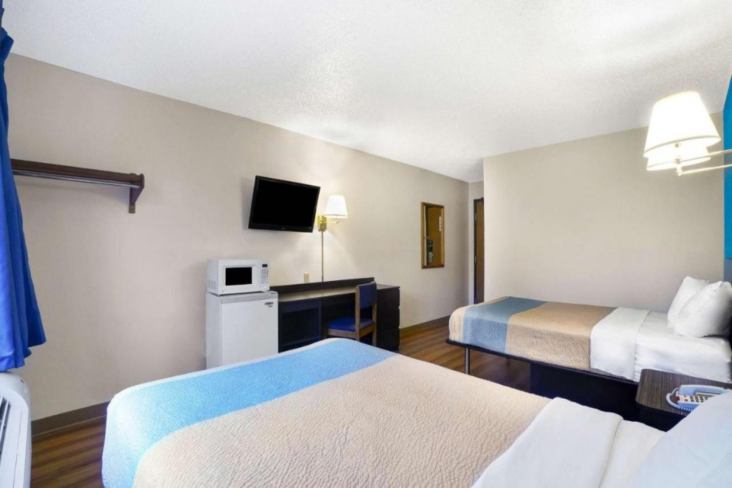 Motel6 Montoursville, PA - Williamsport 10/36