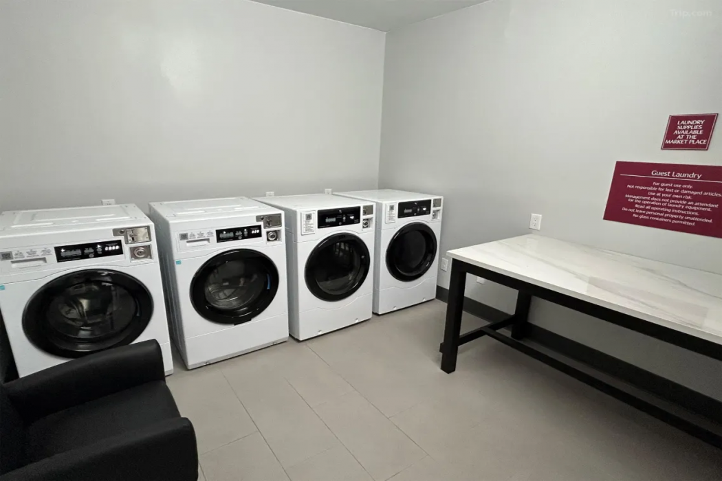 SureStay Studio by Best Western Rowland 19/41