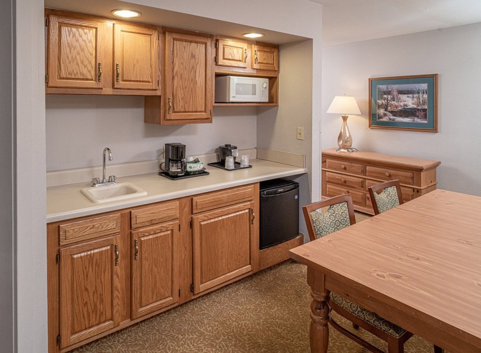 Country Inn & Suites By Radisson, Dunbar - Charleston 19/21