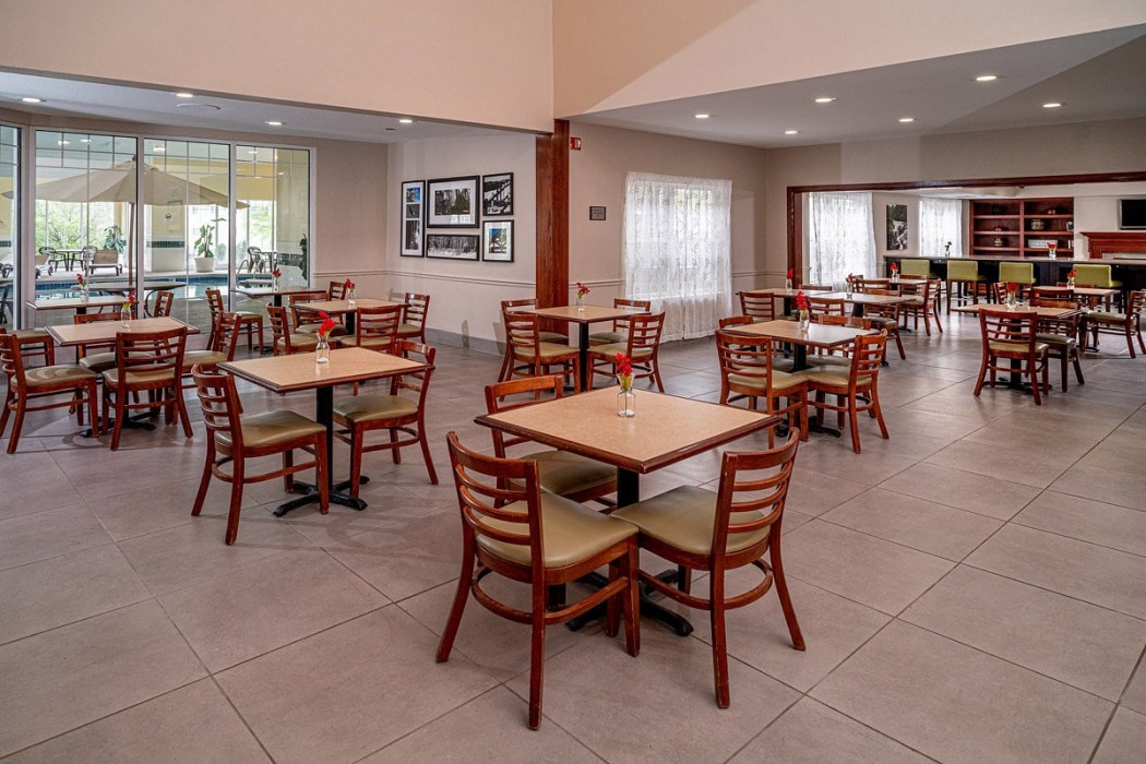 Country Inn & Suites By Radisson, Dunbar - Charleston 18/21
