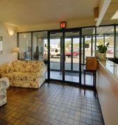 Country Inn & Suites By Radisson, Dunbar - Charleston 6/21