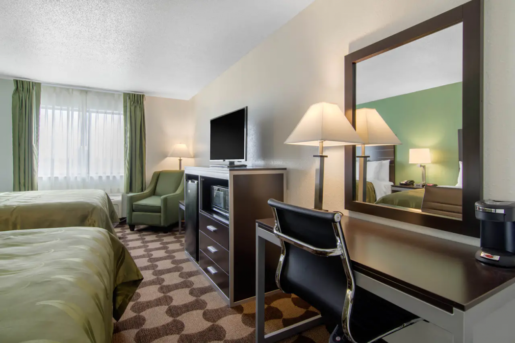 Quality Inn Russell, KS 9/21