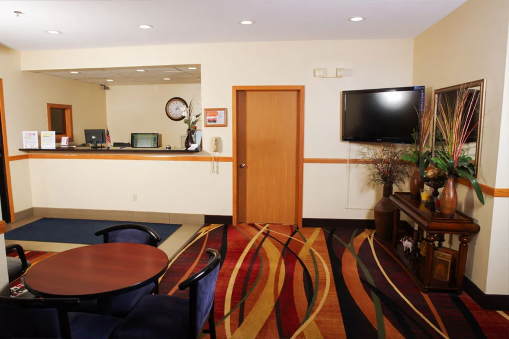 Dutch Inn and Suites Sioux City, IA 3/29