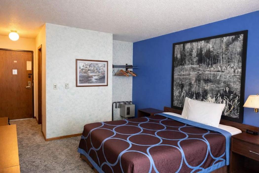 Room at Iron Mountain Inn & Suites MI US 2, IRON MOUNTAIN - MI