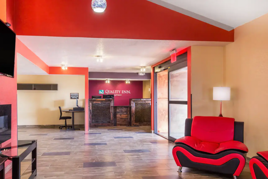 Quality Inn Lamar 13/26