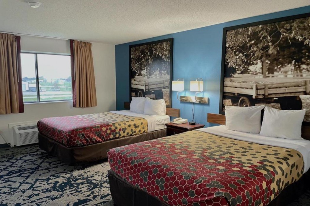 Travelodge by Wyndham Lamoni 10/15