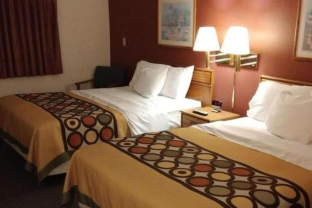 Wautoma Inn by OYO Near Airport WI 73 10/22