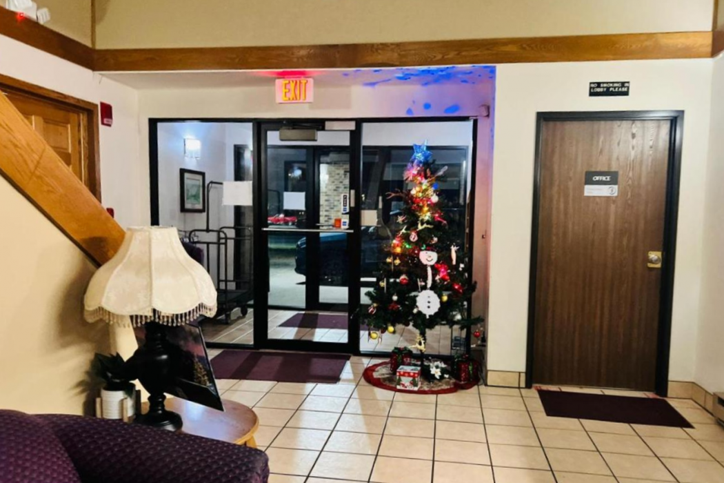 Lobby at Wautoma Inn by OYO Near Airport WI 73, WAUTOMA - WI