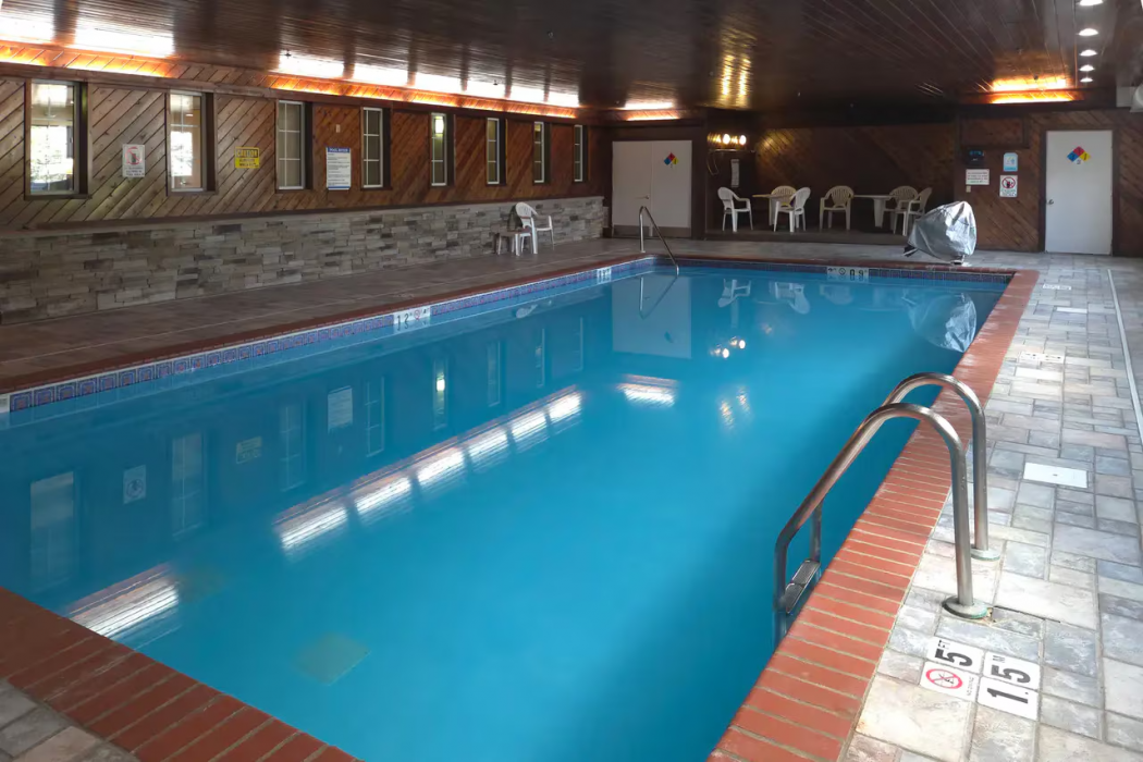 MainStay Suites LeClaire - Quad Cities 8/13