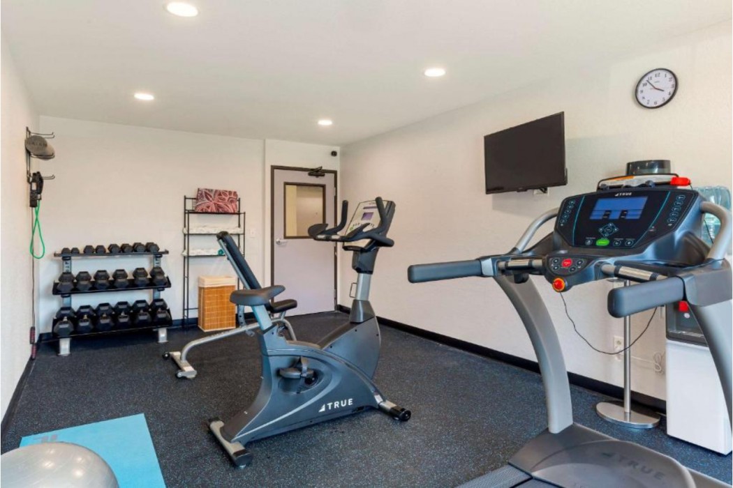 Quality Inn Lenox MA 20/29