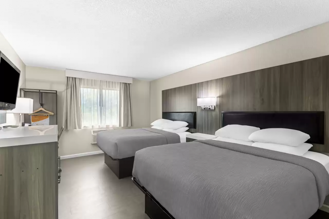Quality Inn Oskaloosa, IA 9/26