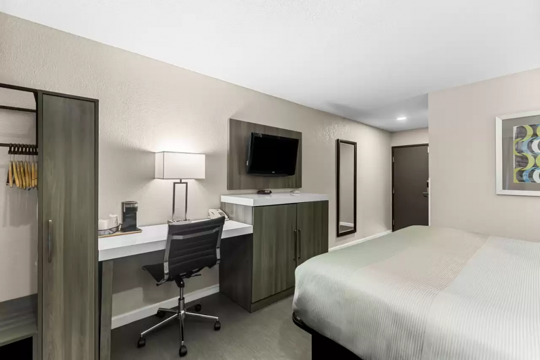 Quality Inn Oskaloosa, IA 11/26