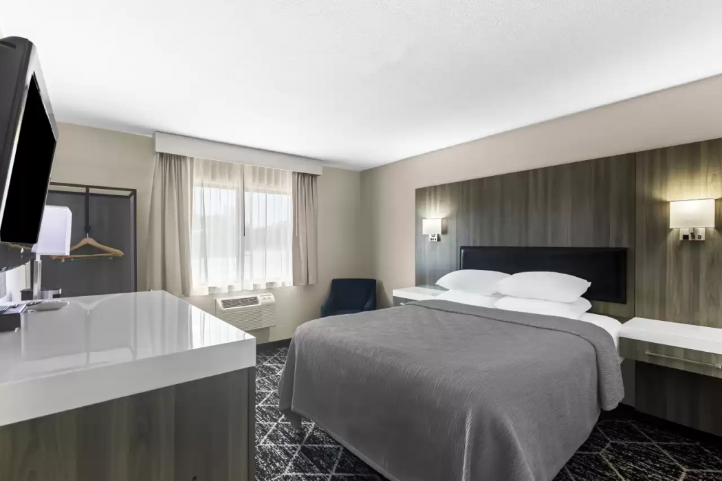 Quality Inn Oskaloosa, IA 8/26
