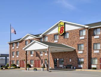 Super 8 by Wyndham Bowling Green 2/23