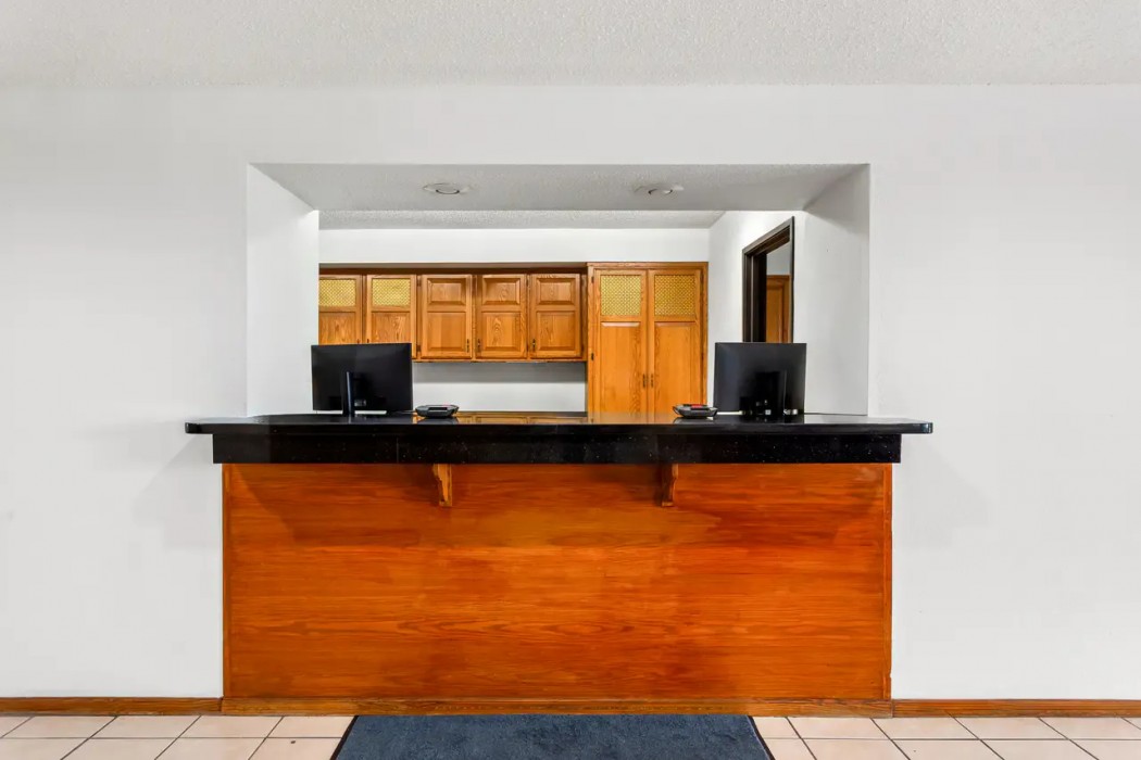 Quality Inn & Suites Howe - Sturgis 6/33