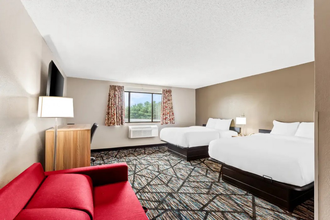 Quality Inn & Suites Howe - Sturgis 21/33