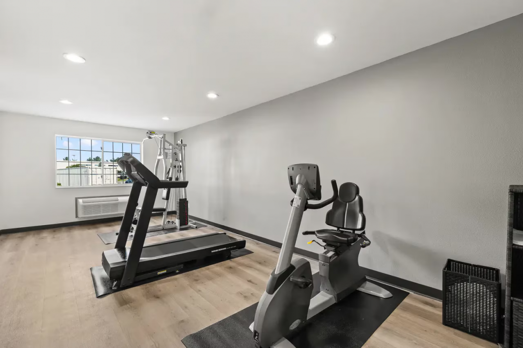 Sleep Inn & Suites Verona - Madison Southwest 14/25