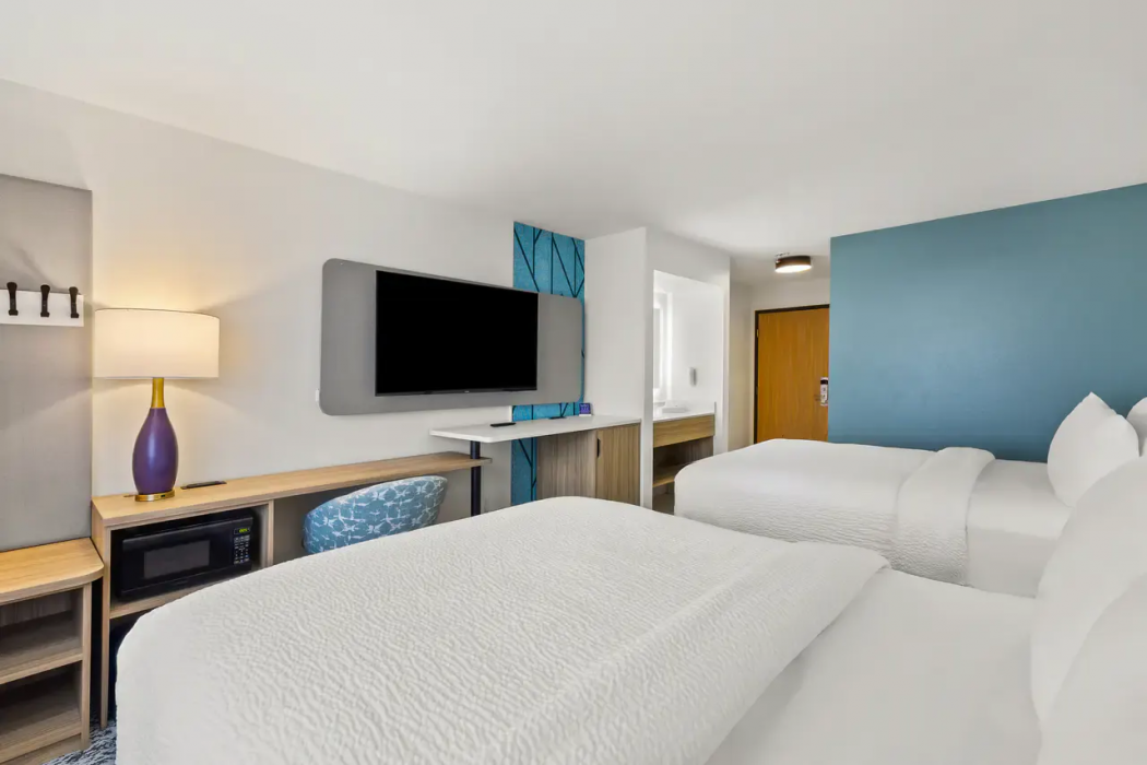 Sleep Inn & Suites Verona - Madison Southwest 8/25