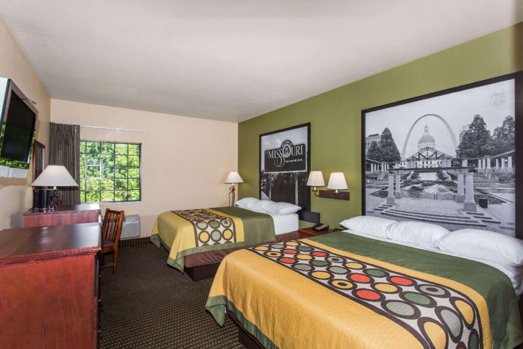 Super 8 by Wyndham Troy MO 11/20