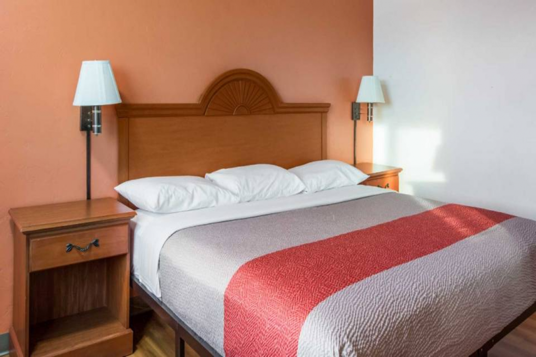 Motel6 Wilsonville, OR - Portland 14/60