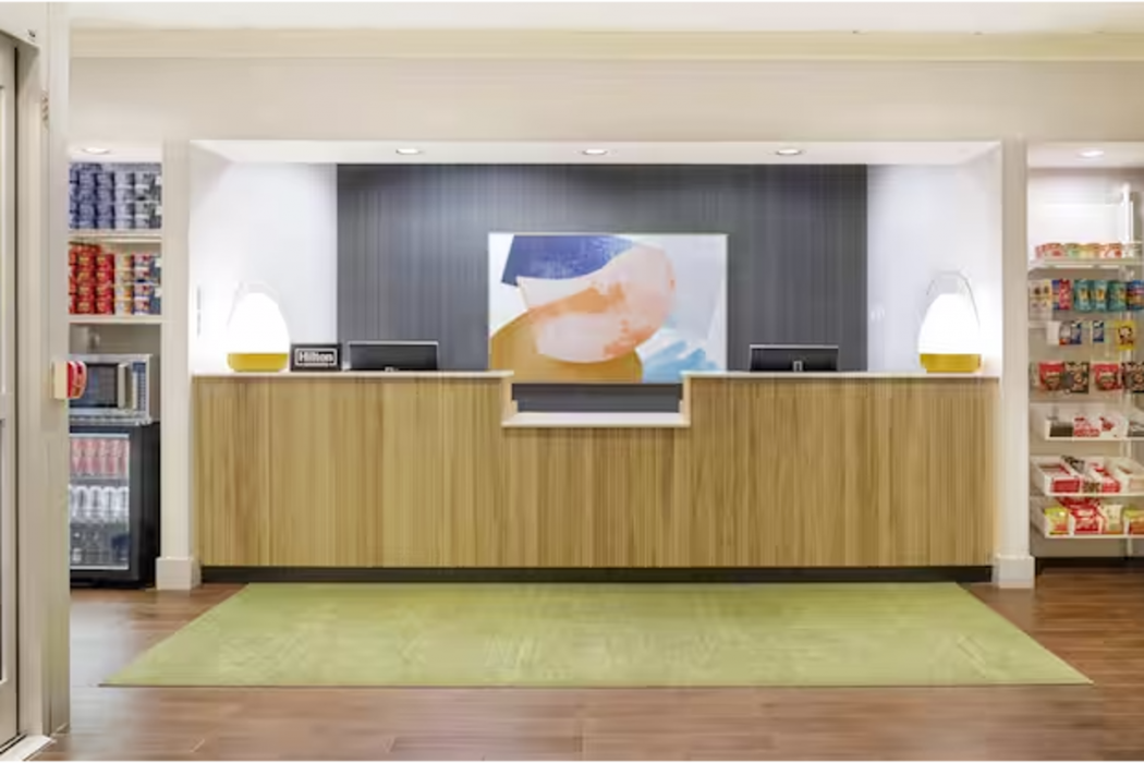 Spark by Hilton Hamburg 23/50