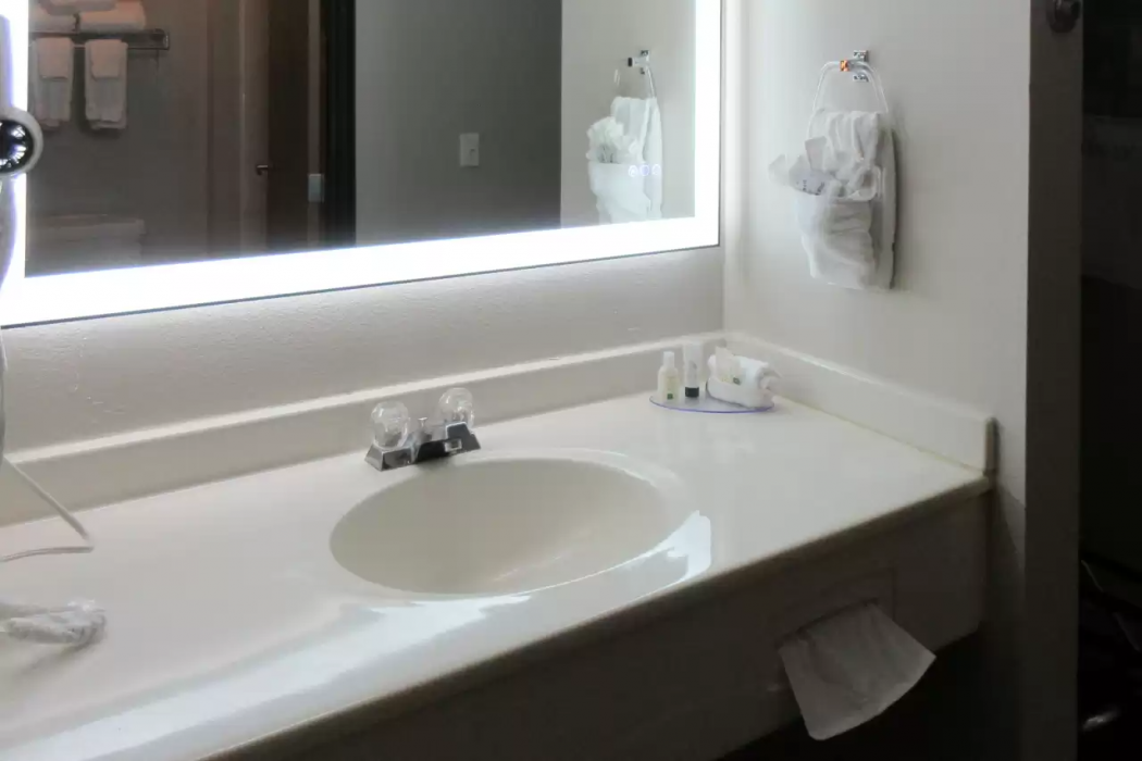 Quality Inn Port Orchard, WA 16/42