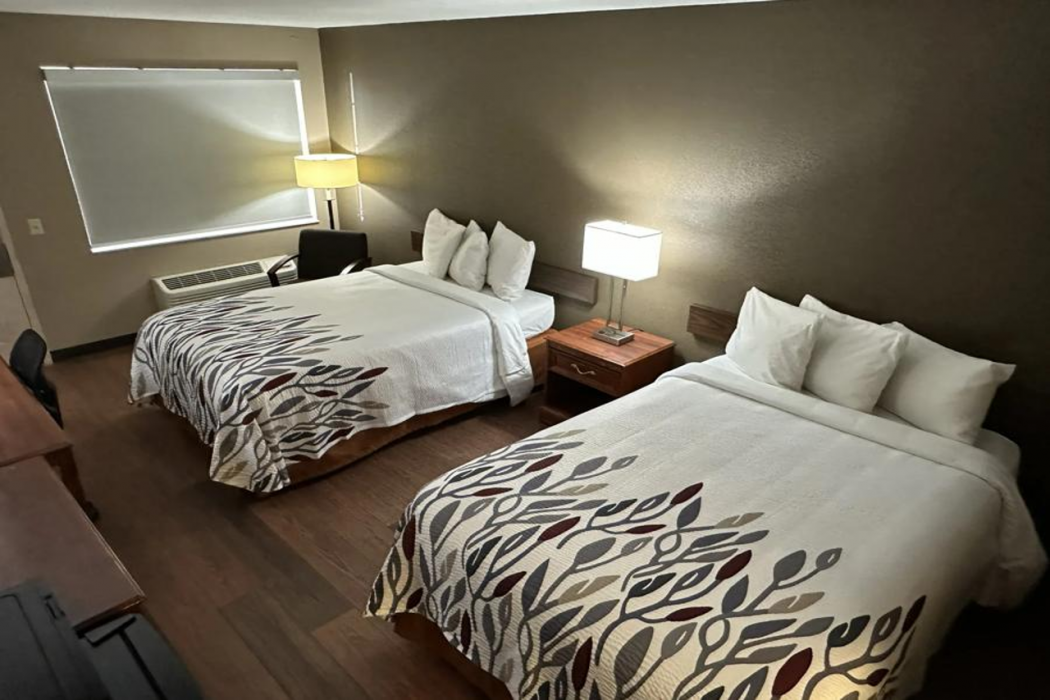 Red Roof Inn & Suites Marysville 13/31