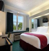 Holiday Lodge 13/30