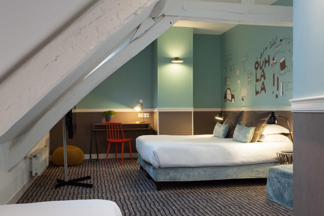 Hotel Des 3 Poussins 11/53