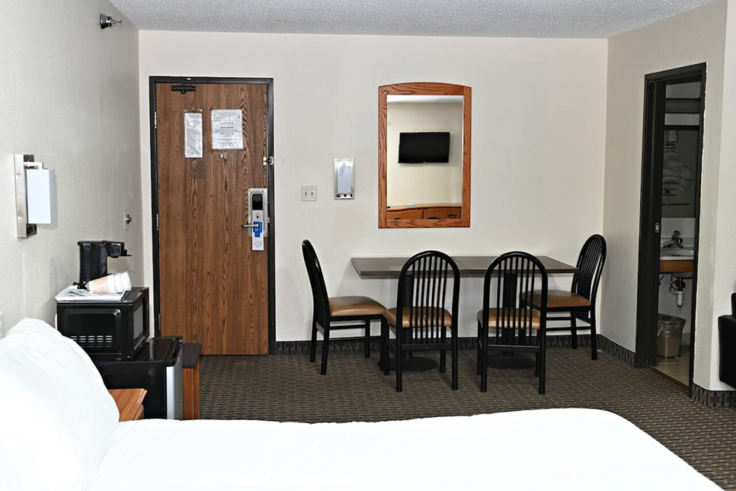 Rodeway Inn Hibbing 8/19