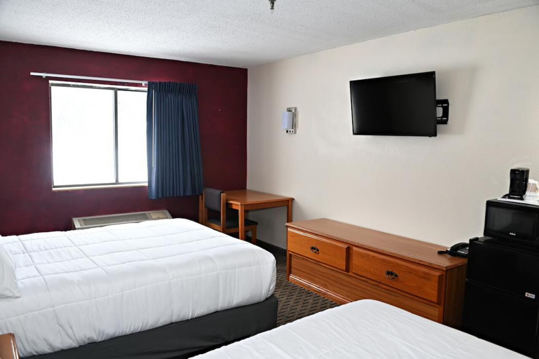 Rodeway Inn Hibbing 12/19