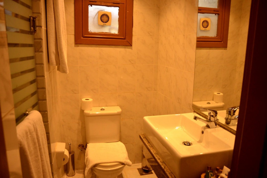 Dive Inn Resort 24/107