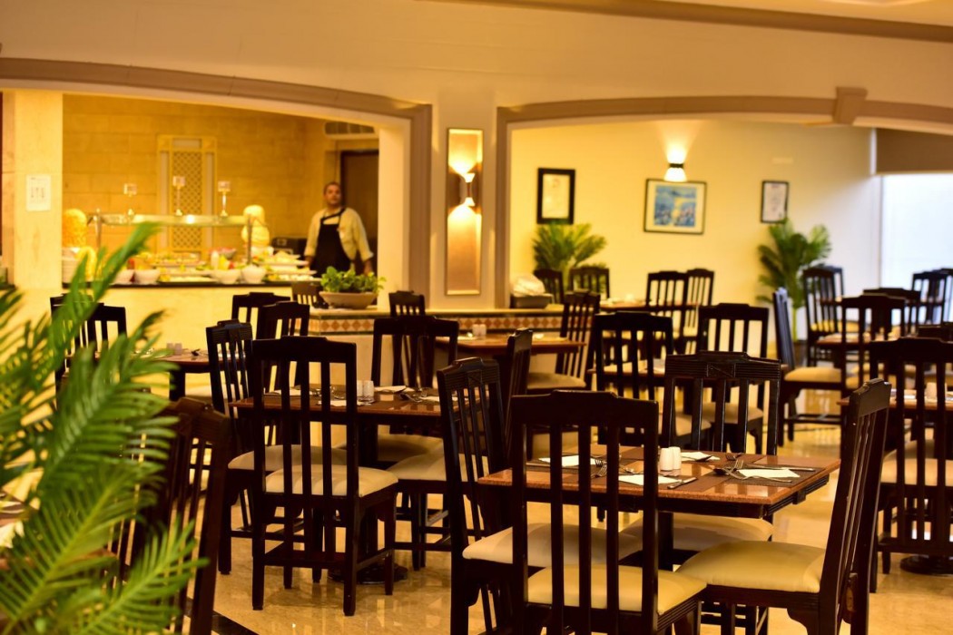 Dive Inn Resort 86/107