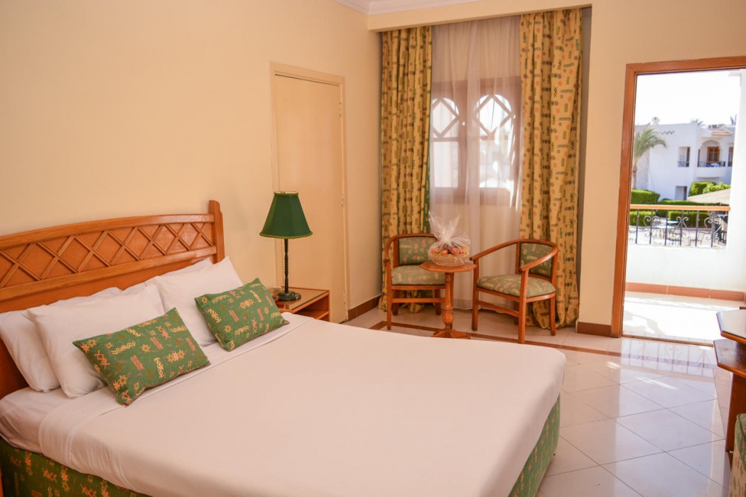Dive Inn Resort 18/107