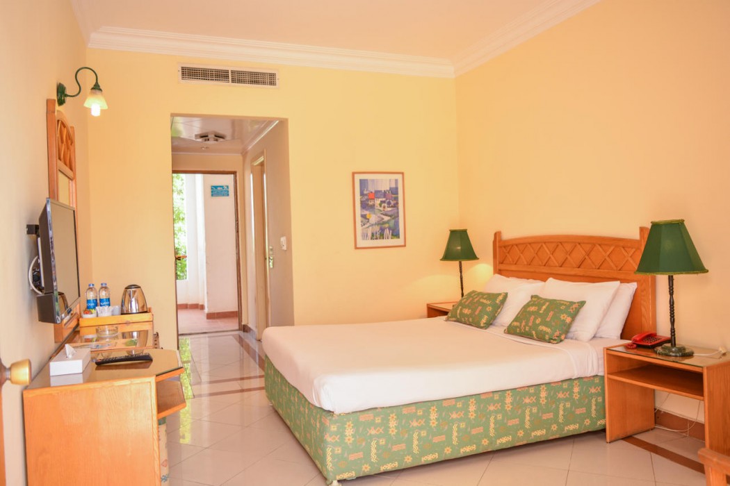 Dive Inn Resort 19/107