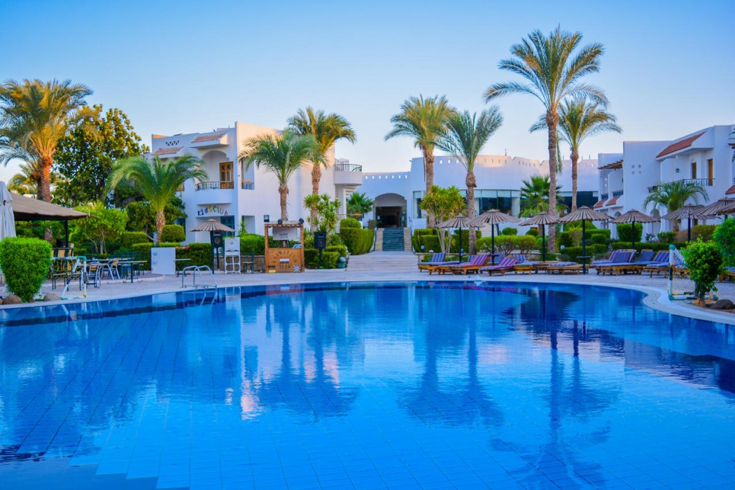 Dive Inn Resort 63/107