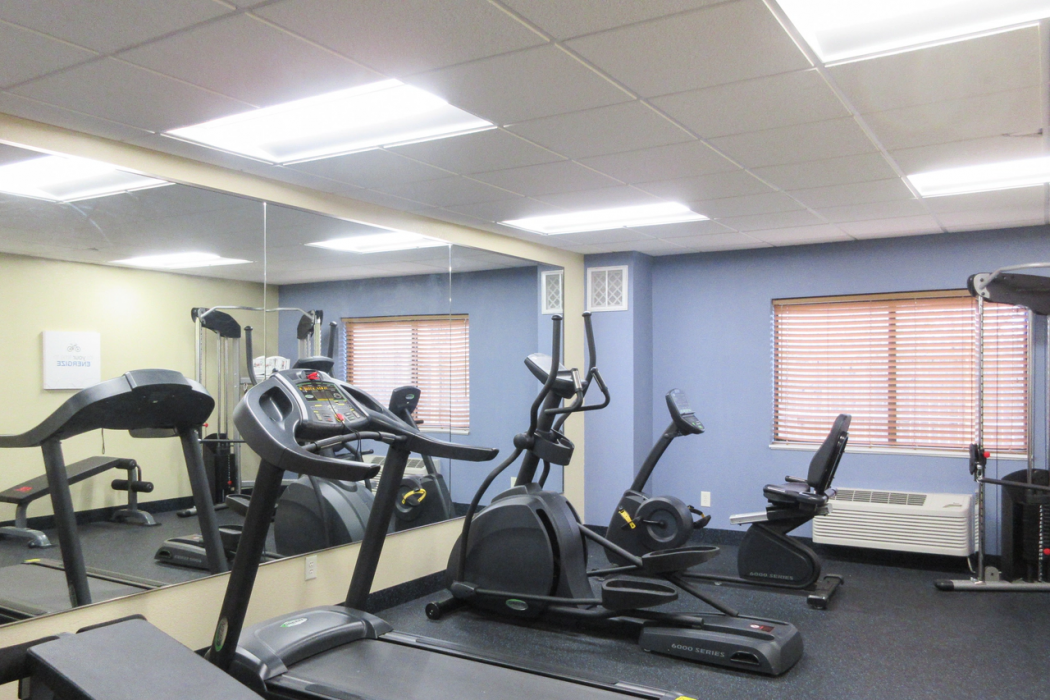 Quality Inn & Suites Benton Harbor - St. Joseph 13/24