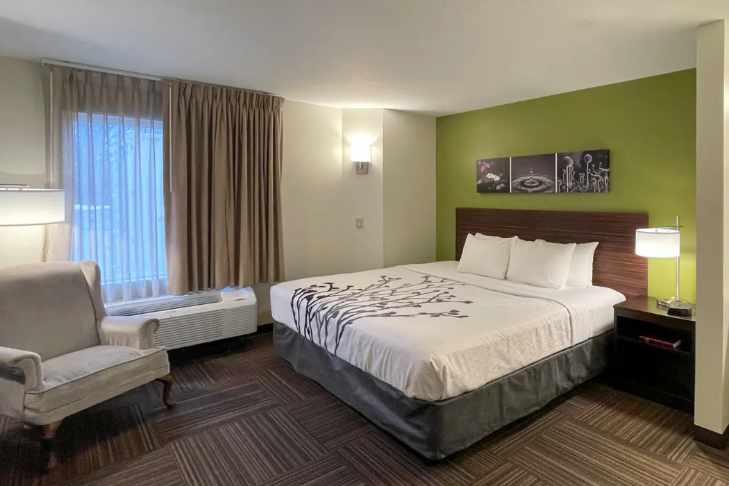 Sleep Inn Antigo, WI 12/19