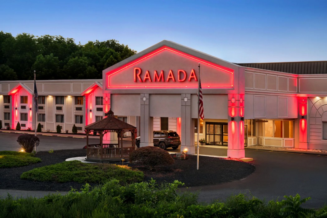 Ramada by Wyndham Allentown/Bethlehem 4/64