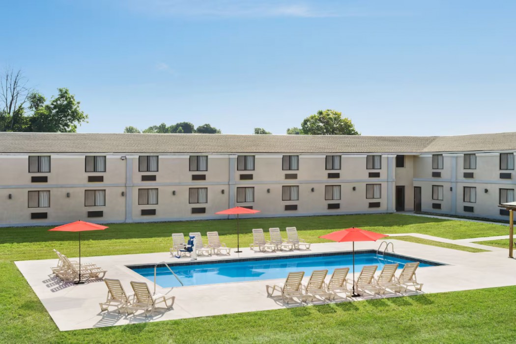 Ramada by Wyndham Allentown/Bethlehem 44/64
